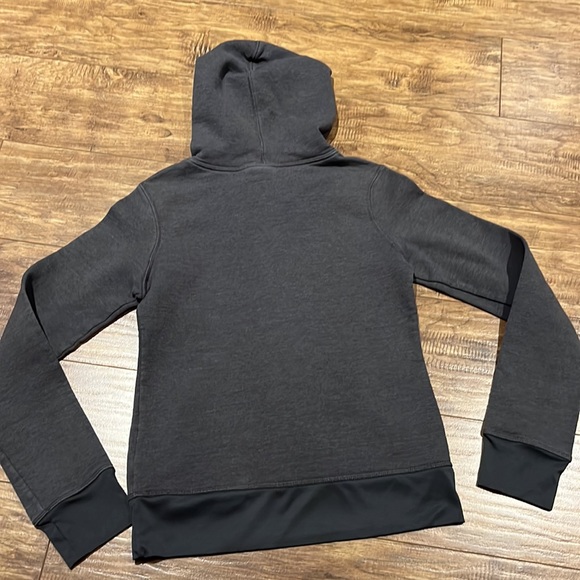 Champion grey and pink ruffle pouch hoodie - Picture 11 of 11